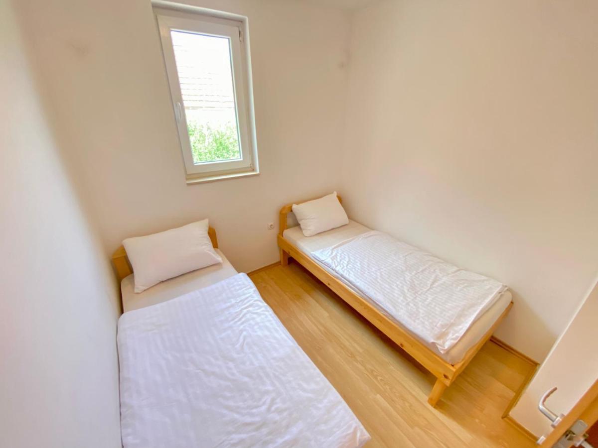 Guest House Ivano โมสตาร์ ภายนอก รูปภาพ